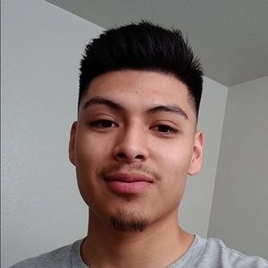 Meet your Posher, Ulises